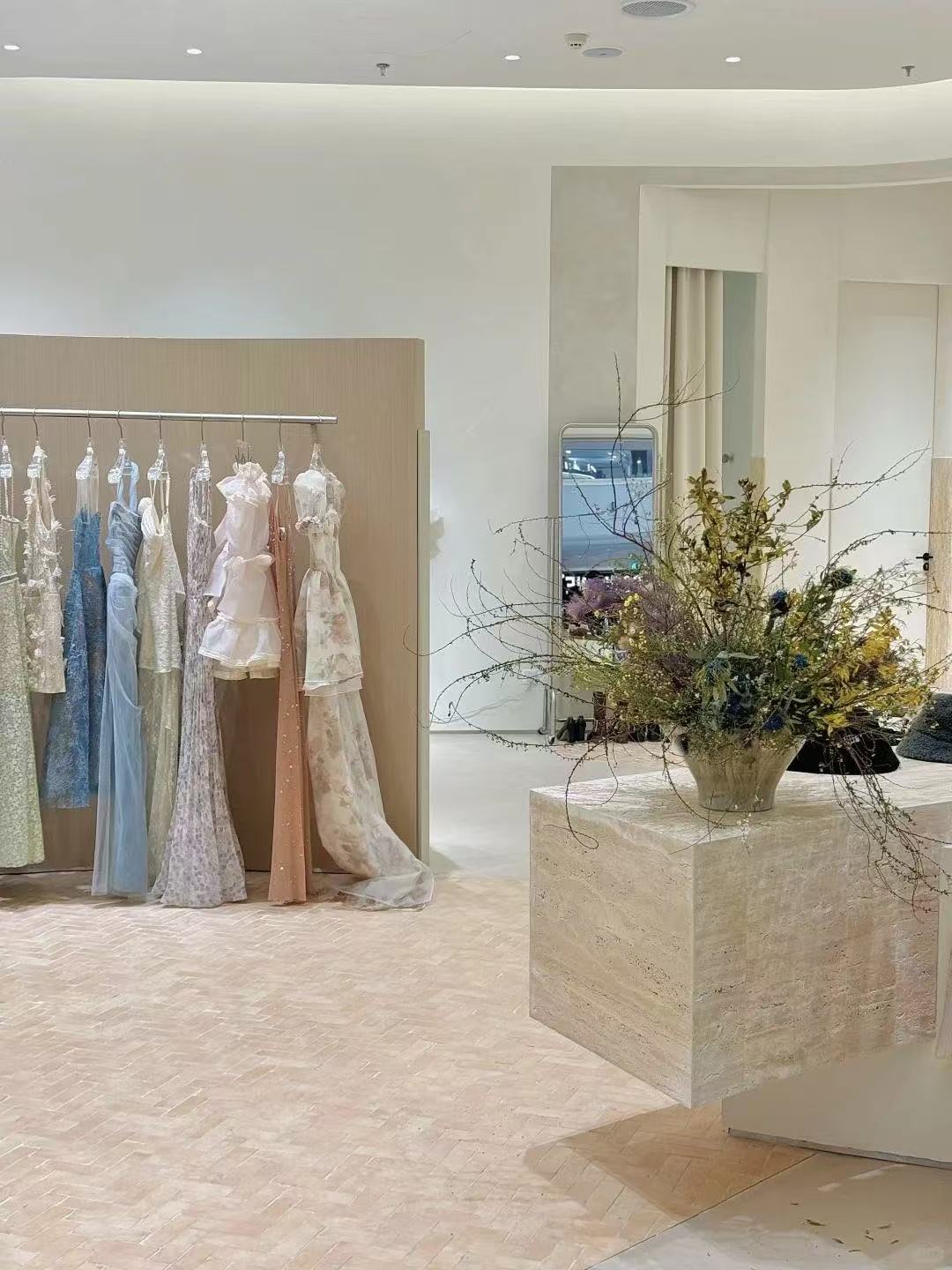 1740623879823813.jpg 1740623879823813.jpg